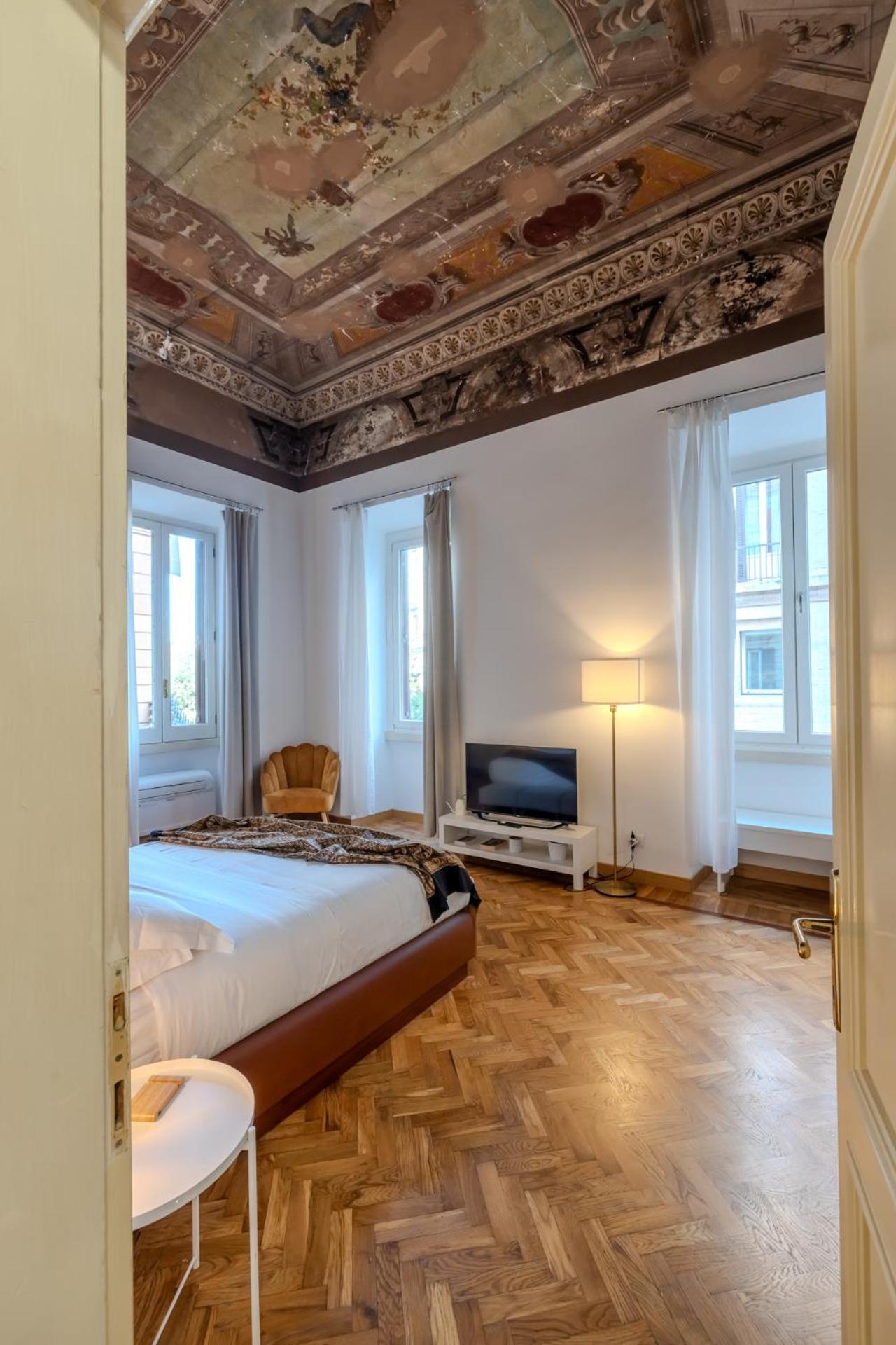 Appartamento Storico In Zona Barberini روما المظهر الخارجي الصورة
